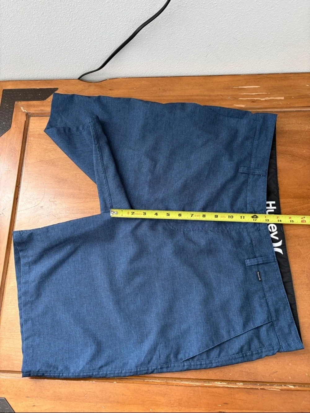Hurley Men's Navy Textured Flat Front Shorts Size 38